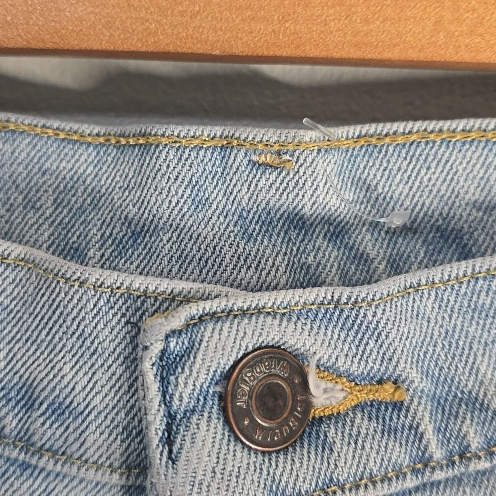 wrangler jeans mens size 38 light blue Basic Denim Jean
